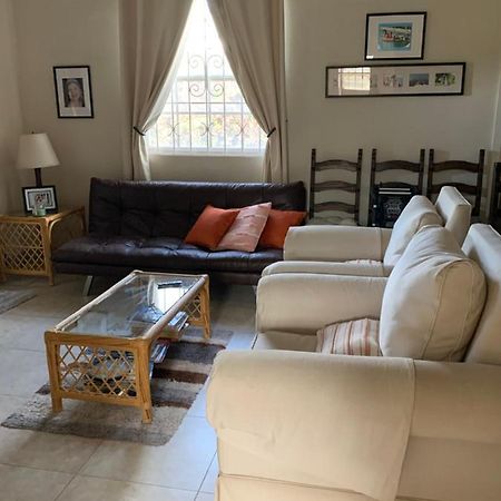 Raivens Nest Bed And Breakfast Christ Church Esterno foto
