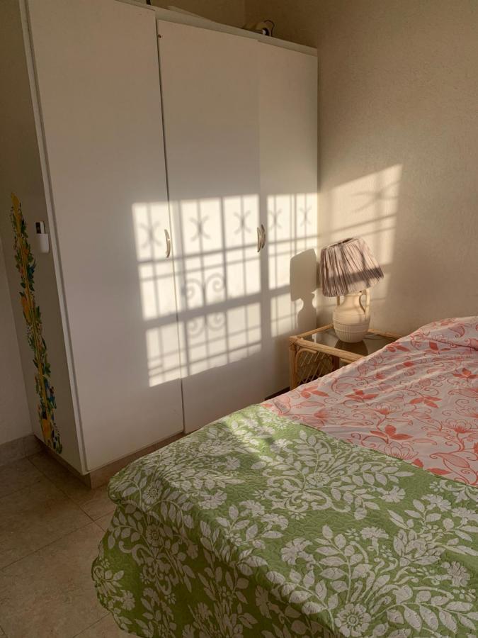 Raivens Nest Bed And Breakfast Christ Church Esterno foto